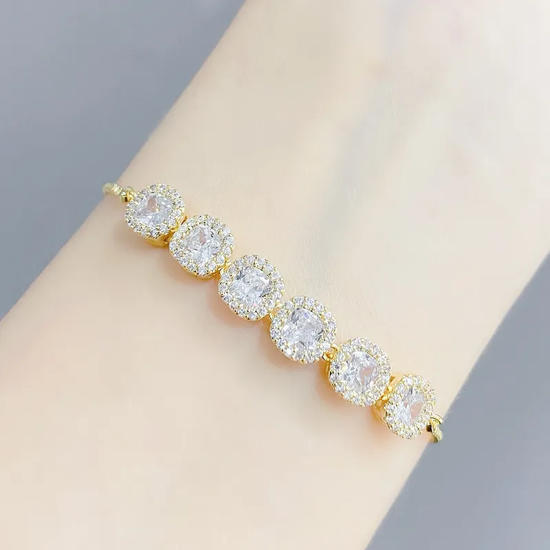 Marque coréenne micro-incrusté de zircon plaqué or 18 carats bracelet bijoux tempérament femmes niche luxe bracelet accessoires