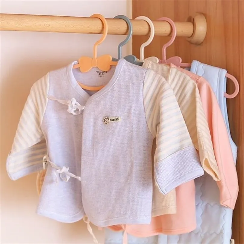 5/10/20 stücke Baby Kleiderbügel Kinderzimmer Trocknen Racks Nicht-slip Kinder Lagerung Kleiderbügel Für Kleidung Rack Closet Organizer für kleidung 220408