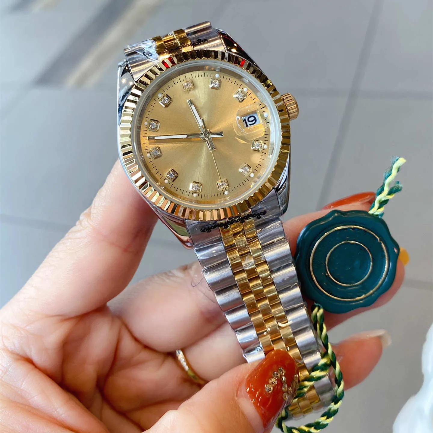 Orologio da donna completamente automatico, quadrante alla moda di lusso, 36 mm, design master, qualità AAA+, fibbia pieghevole, vetro zaffiro, prima scelta per le star del business