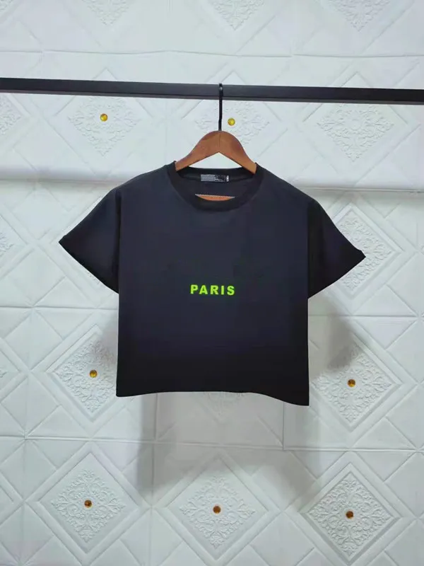 Femme de haute qualité Designer Black T-shirt Crop Green Letters Green Tee Tee Summer Tshirt Femelle Pullover Hip Hop Hop Hop Sleeves Streetwear Rock Streetwear Camisole