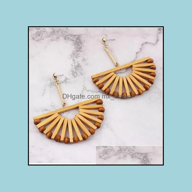 Cross-border Europe and America New seaside holiday fashion national fan-shaped personality earrings female retro wooden long earrings