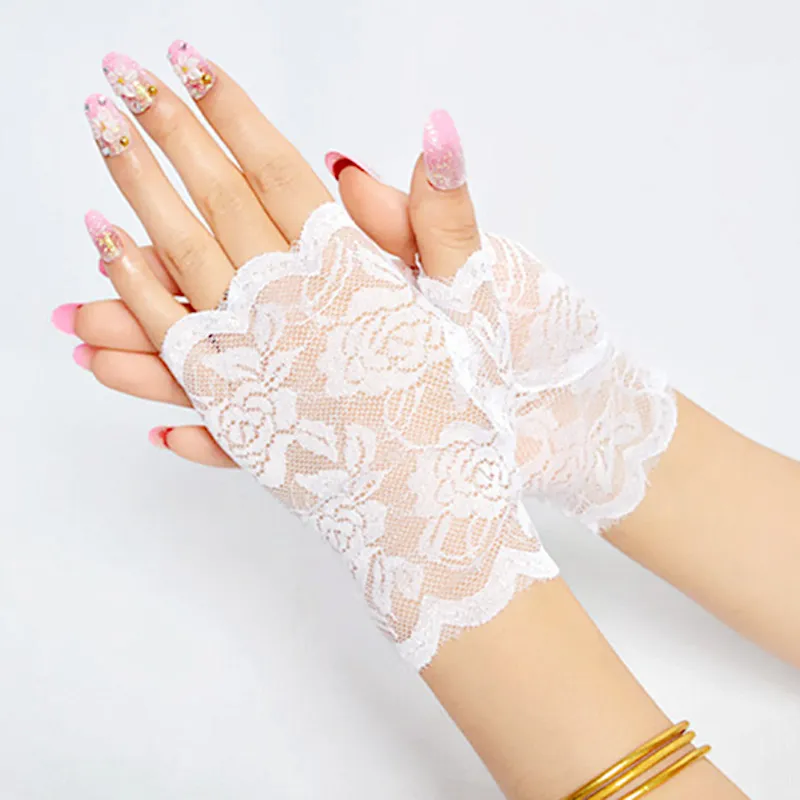 Short White Fingerless Lace Gloves Short White Fingerless Lace Gloves