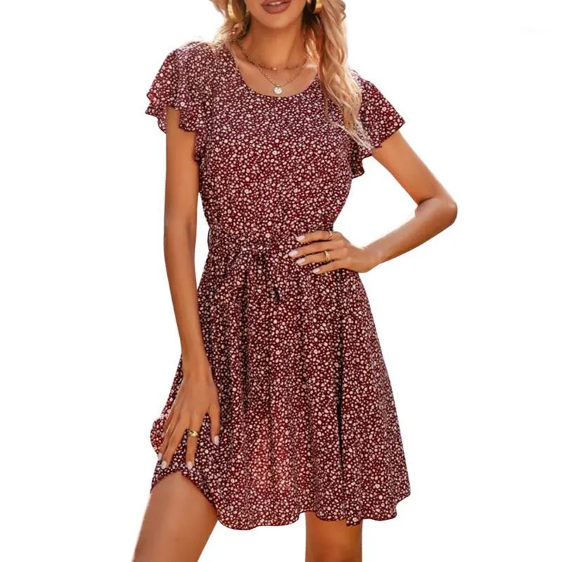 カジュアルなドレス2022女性の夏のドレス花の花のプリントパターンラウンドカラー半袖ビーチスタイルの女の子S / M / L / XL