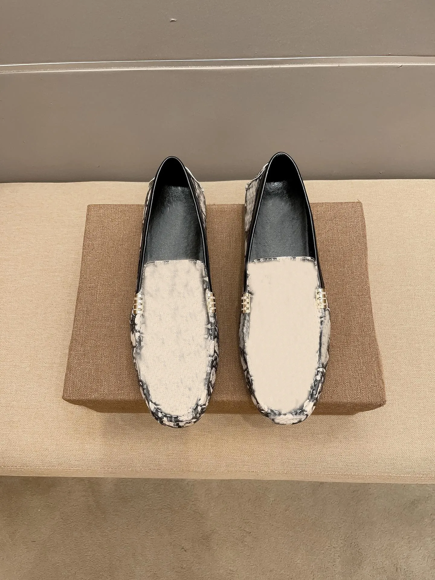 2022 Designer Kleid Schuhe Männer Sandale Ophidia Mode Luxus Frauen Flip Flops Marmont Echtes Leder Frauen Hochwertige Folien mit Doppelmetall D0623