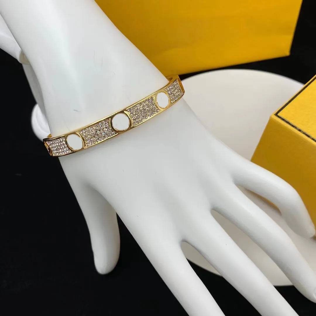 Fashion gold bracelets discount