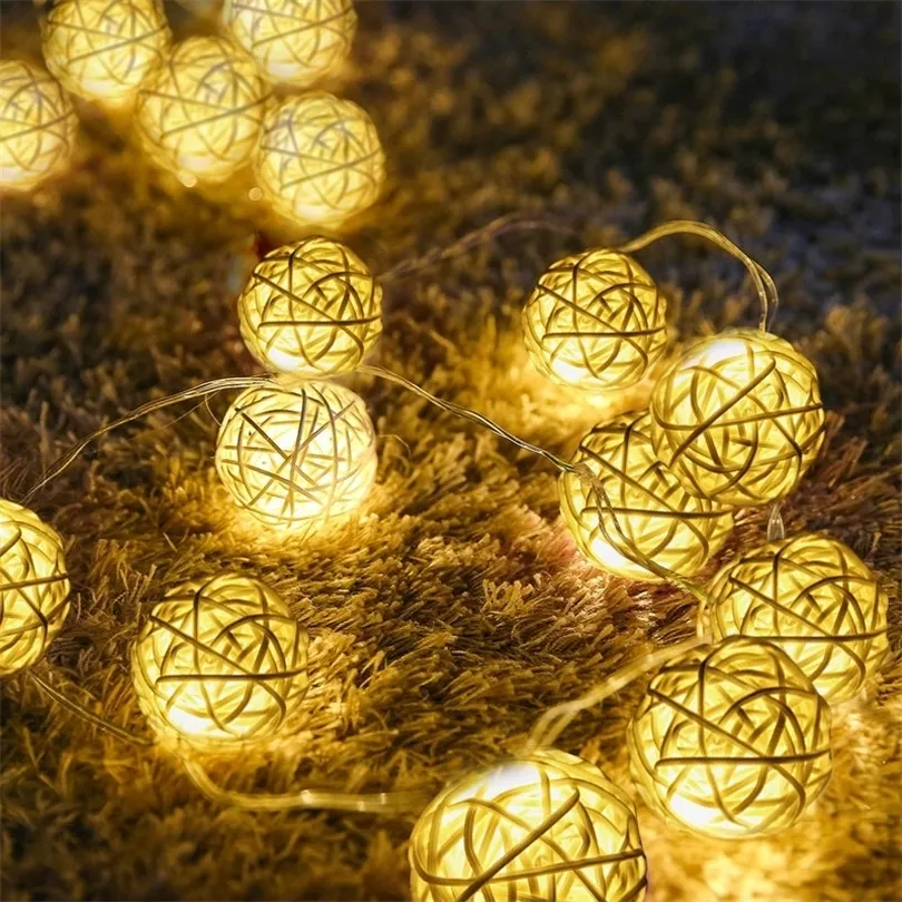 20 40 Rattan Balls LED String Lights Battery Garland Cotton Ball Light Chain Guirlande Lumineuse Holiday Christmas Lights Balls 201006
