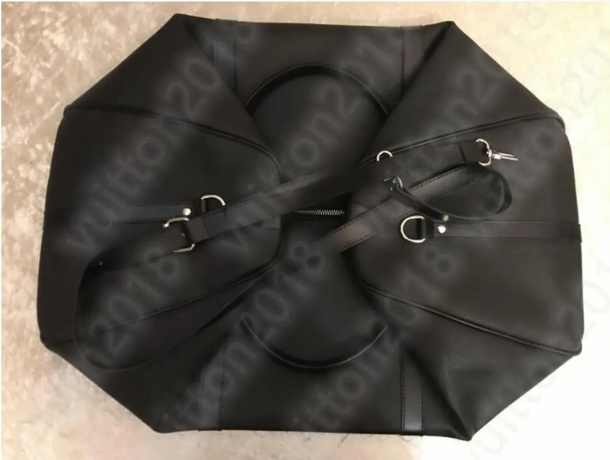 Best Luxury Totes For Travelling Paul Smith