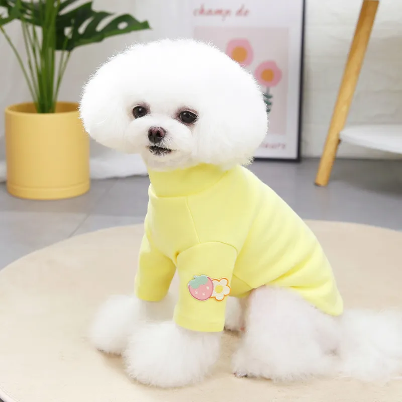 개가 가을과 겨울 애완 동물 옷 겨울 딸기 시리즈 바닥 셔츠