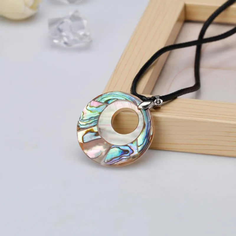 Pendant Necklaces Round Natural Abalone Shell Pendants Zealand Seashell Mother Of Pearl Sea Oyster Splice Colorful JewelryPendant