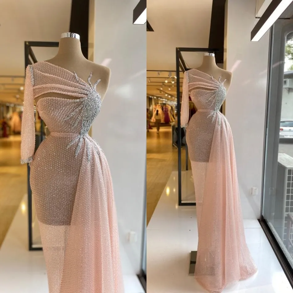 Różowy jeden długi ramię cekinowe sukienki balowe 2022 Seksowne kryształy koktajlowe suknie koktajlowe B051701