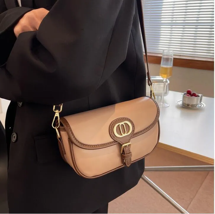 8073 Kobiety luksusowe Projektanci torby Crossbody Wysoka jakość torebki damskie torebki na ramię