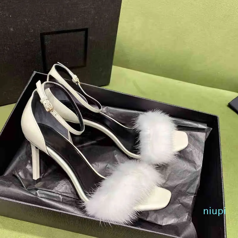 Sandales françaises été chaussures à talons hauts fée vison cheveux une ligne avec sandales en cuir verni talon fin laine blanche femmes 2022