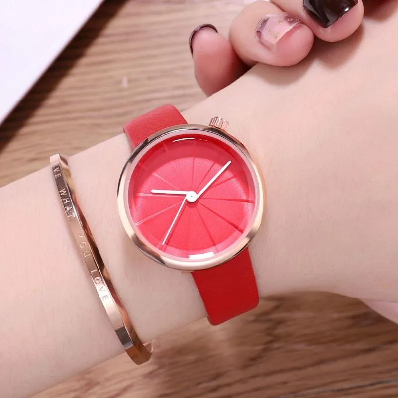 Montres-bracelets Femmes Montres De Luxe Creative Casual Cadran Femme Horloge Quartz Montre-Bracelet De Mode Dames Montre-Bracelet Relogio FemininoWristwatche