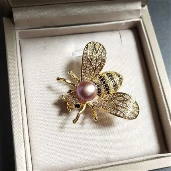 Funny little bee Brooch female pearl Rhinestone cardigan suit Brooches Pin neckpin accessories gift GC1108