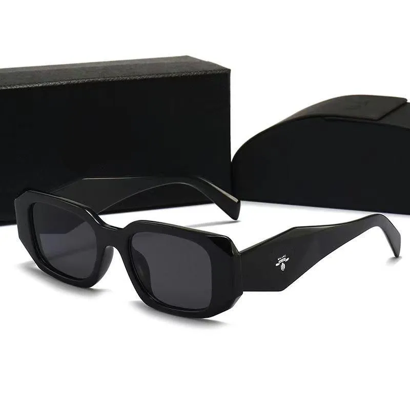 نظارات شمسية للنساء مصمم Sunglass Goggle Beach Sun Glass Classic Letter Print Mens Womans 18 Color Optional