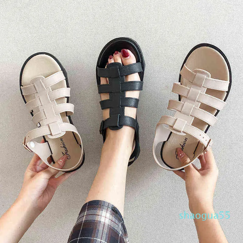 sandali da donna estivi nuove scarpe da spiaggia moda studentesca con fondo piatto stile fata che si consumano