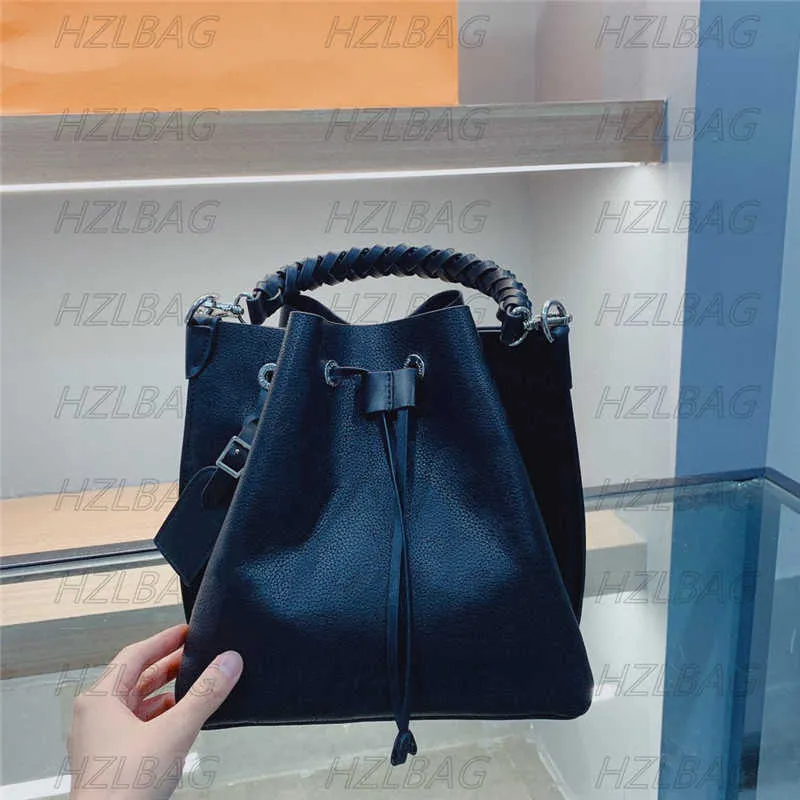 Muria Designer Bags M55799 버킷 백 천공 가죽 꼰 상단 손잡이 크로스 바디 숄더 스트랩 천공 된 갈레 그레이 이름 태그 토트