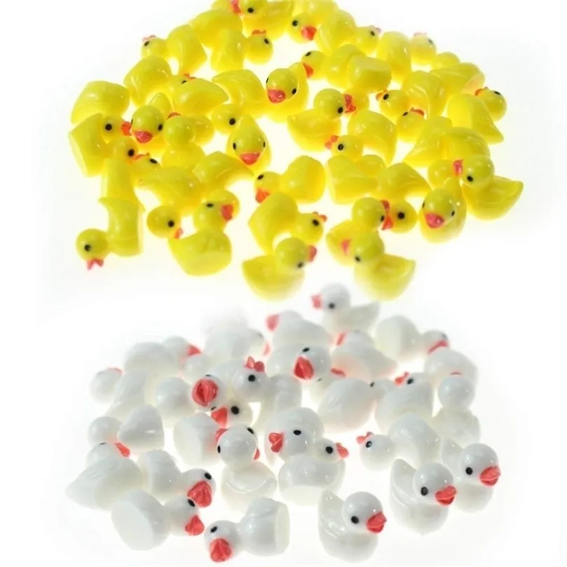 1Set Cute Duck Miniature Figurine Ornaments for Home Yellow Autuals Garden Easter Decor Slima Charms 220628