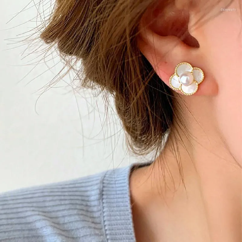 Stud Korean Single Pearl Shell Flower Earrings Classic Temperament Pendientes Mujestud Dale22