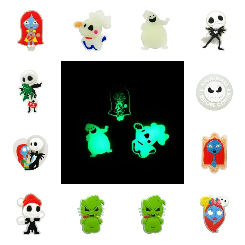 20PCS lueur de noël dans le croc noir JIBZ charmes Lumineux 2D pvc Accessoires de chaussures Décorations fluorescentes sabots Chaussures Boucles charmes fit enfants Sandales