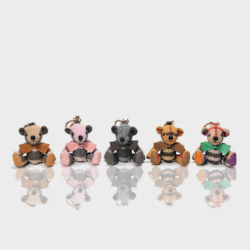 Kawaii Bag Charm Chain Vintage Cartoon Bear Toy Doll Ornamenti per auto per Best Friend Portachiavi regalo Accessori donna 2022 AA220318