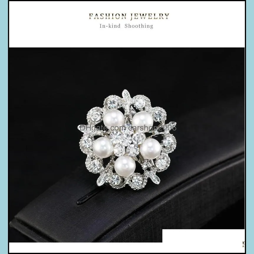 Hollow Five Simulated Pearl Flower Rhinestone Brooches for Women Brooch Pins Jewelry