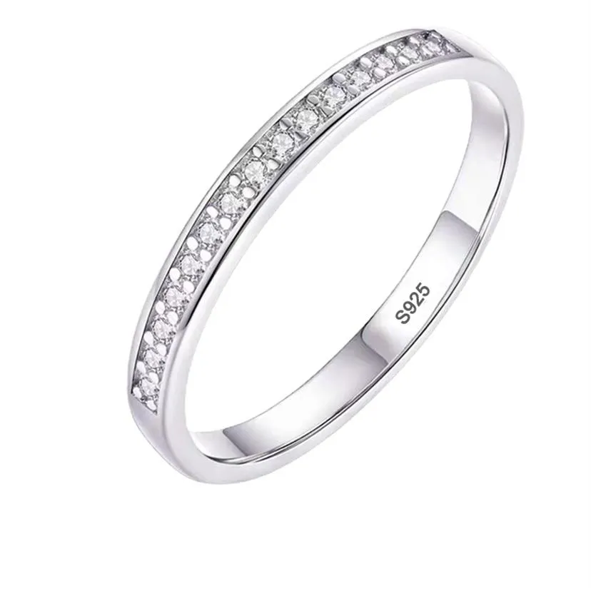 女性の婚約指輪小さなジルコニアダイヤモンドハーフエタニティウェディングバンドソリッド925スターリングシルバープロミスアニバーサリーリングr012181k