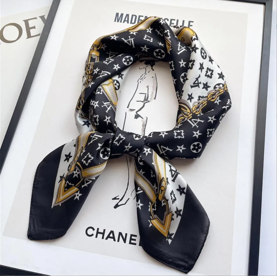 DHgate.com:Floral Print Silk Scarf and Tote Bag Set: Womens