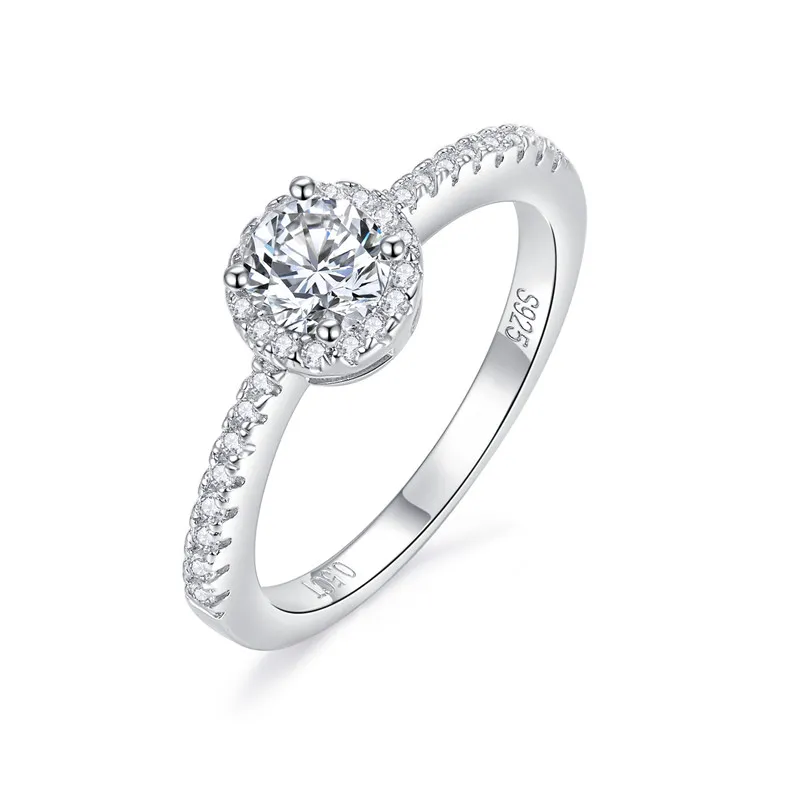 Classici anelli rotondi in argento sterling da 0,5 ct Gioielli da sposa per sposa Halo Anello in moissanite da donna