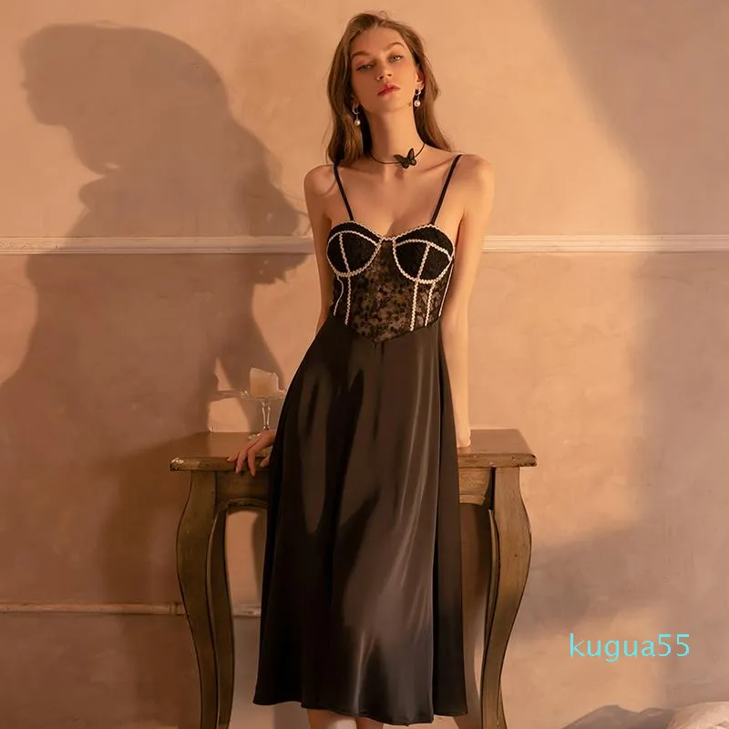 Kvinnors sömnkläder Kvinnor Nattklänningar Silkeslen Satin Vintage Nightwear Light Weight Summer ärmlös Sexig loungekläder smekmånadsklänning Backlesswome