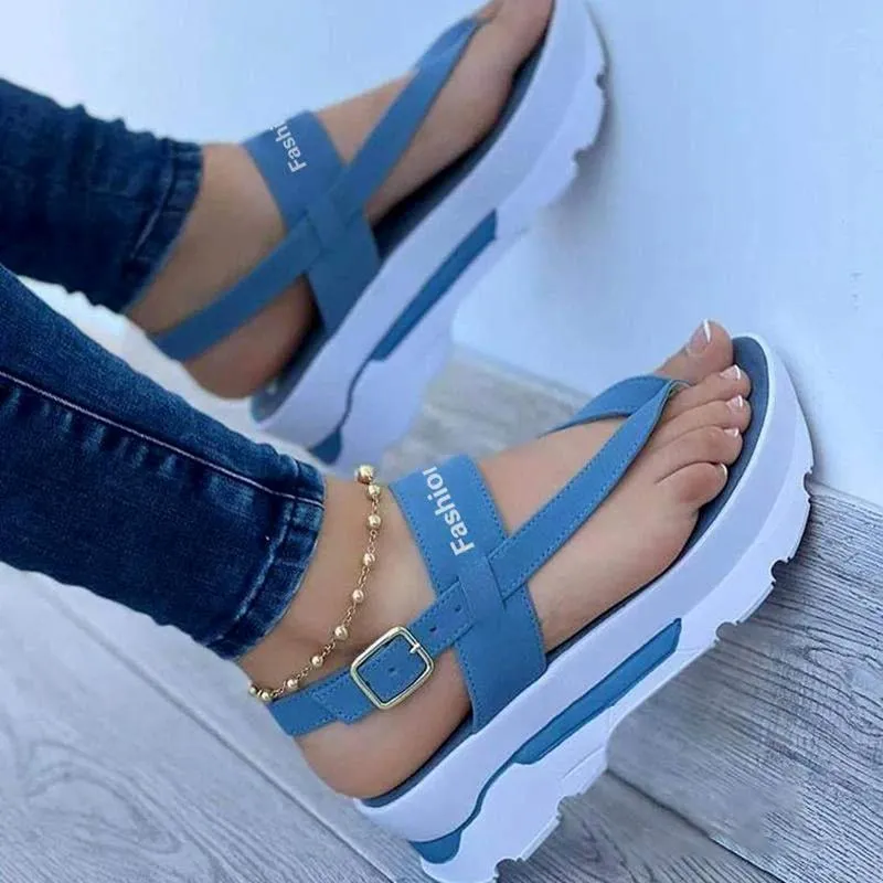 Sandálias 2022 Fashion Wedge Feminino Plataforma Fivela Strap Street Summer Shoes Punk Beach Wedges Women Chunky Sandalias De Mujer