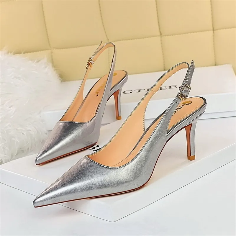 Estate Donna Bianco 7cm Tacchi alti sottili Sandali con cinturino posteriore Office Lady Blu Oro Argento Sandali con tacco Scarpe da sposa di grandi dimensioni 210427