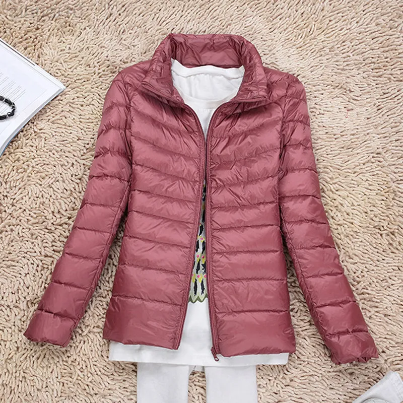 Kvinnor Winter Coat Autumn Ultralight Duck Down Jacket For Women Slim Puffer Jacka Portable Outerwear Windproof Down Coat L220730