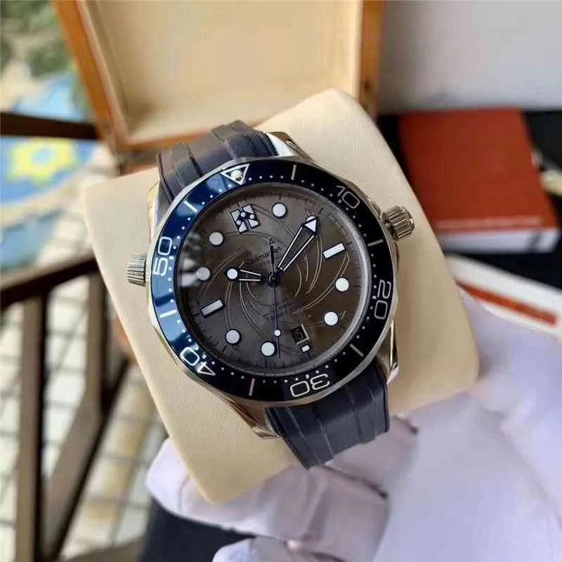 Chronographe Automatique montres poignet Designer de luxe OMG18 316 bracelet en acier mode luxe hommes Marque marque mécanique hommes Plastique