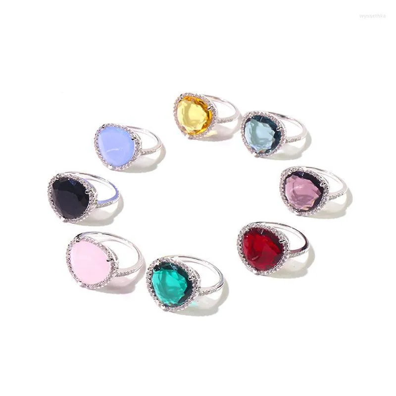 Fedi nuziali Design di lusso Anello di caramelle multicolore per le donne Triangolo di cristallo naturale Micro pietre di zircone cubico Regalo di gioielli di moda Wynn22