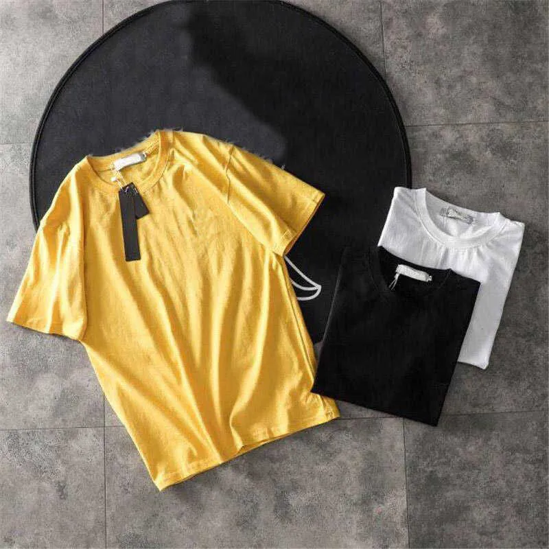 Mens T Shirt Klasik Nakış Çift Yaz Kısa Kollu Moda Tarzı Tees Rozet Giysileri Boyutu M-2XL