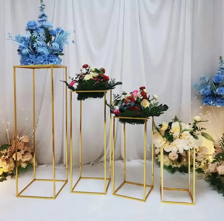 키가 큰 꽃 공장 장식 도로 LED 금속 사각형 골드 웨딩 테이블 중앙 장식품
