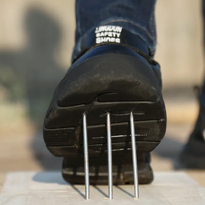 Scarpe antinfortunistiche hotsell puntale carbonio