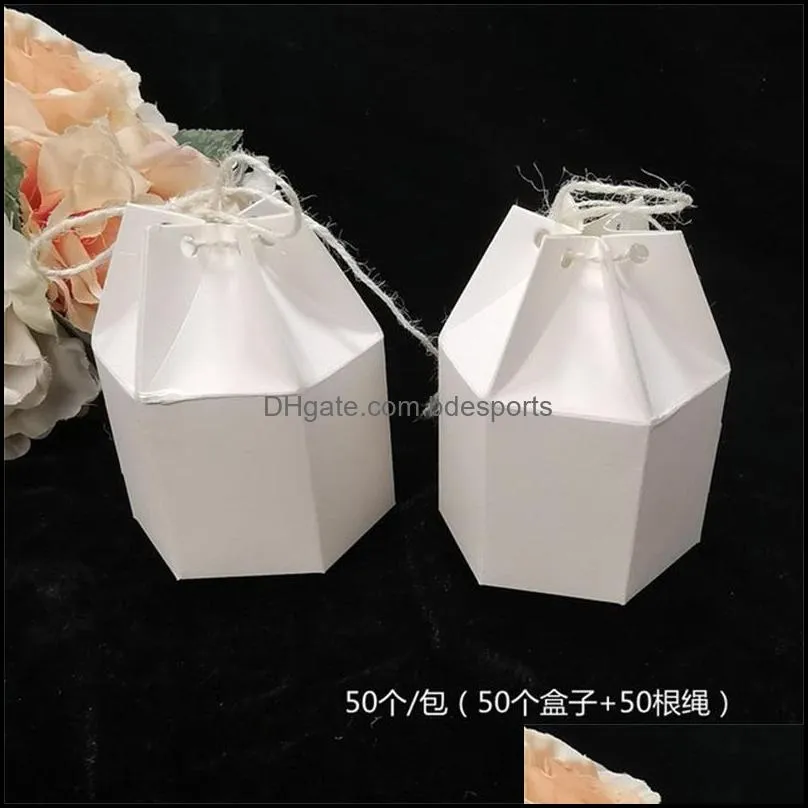 New Creative Kraft Paper Candy Gift Wrap Boxes Lantern Hexagon Shape Wedding Favors Gift Packaging Chocolate Box Bags 20211224 Q2