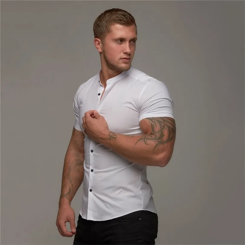 Yaz Gömlek Fitness Giyim Pamuk Üstler Kısa Kollu Spor Gömlek Marka Mens Kısa Serin Sıradan Moda Nefes Alabaş Gömlek 210331