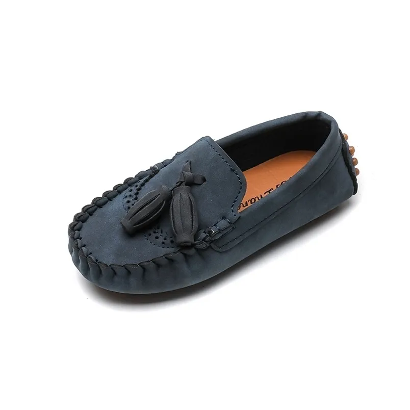 Çocuklar Sıradan Ayakkabılar Erkekler Küçük Yeni yürümeye başlayan çocuklar Moccasin Slipon Loafers Düğün Partisi için Yumuşak Tassel Fringe Fashion 220705