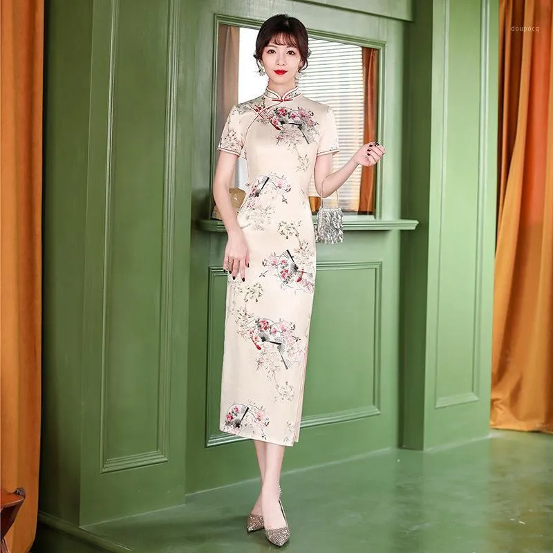 Сексуальное фанат цветочный принт атласная кнопка ручной работы с коротким рукавом Qipao Традиционное китайское свадебное платье ежедневное длинное этническая одежда