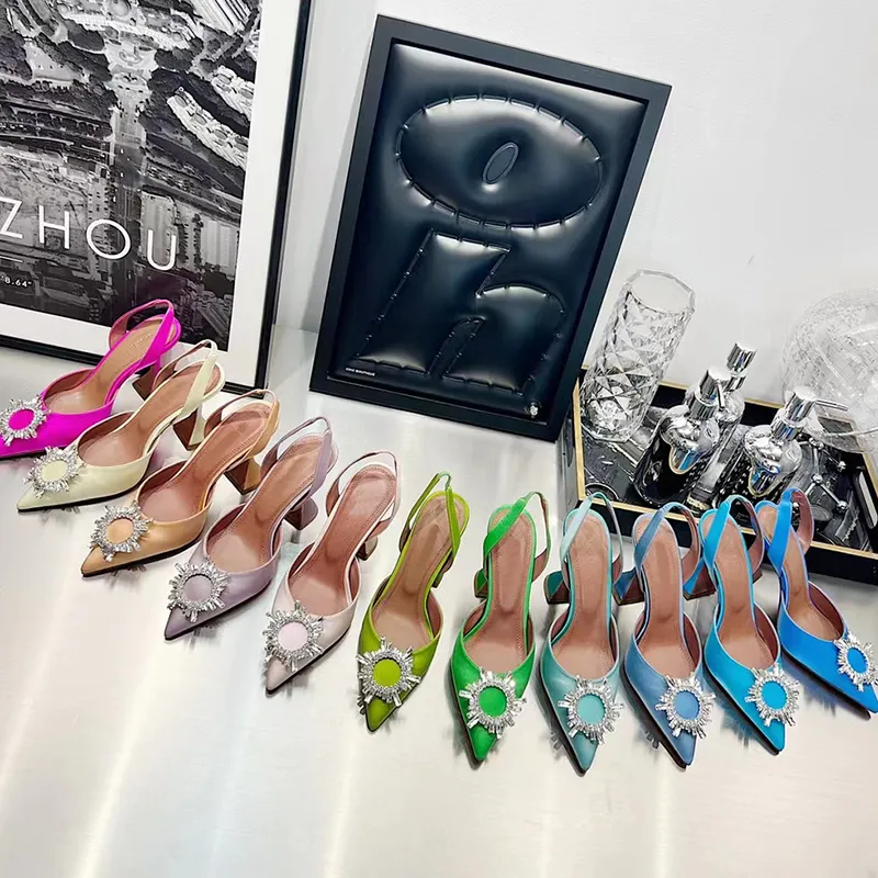 Modeklackade sandal kvinnor klädskor solros kristall spänne dekoration klackar äkta läder ensam cool sko 9,5 cm häl stor storlek 35-42