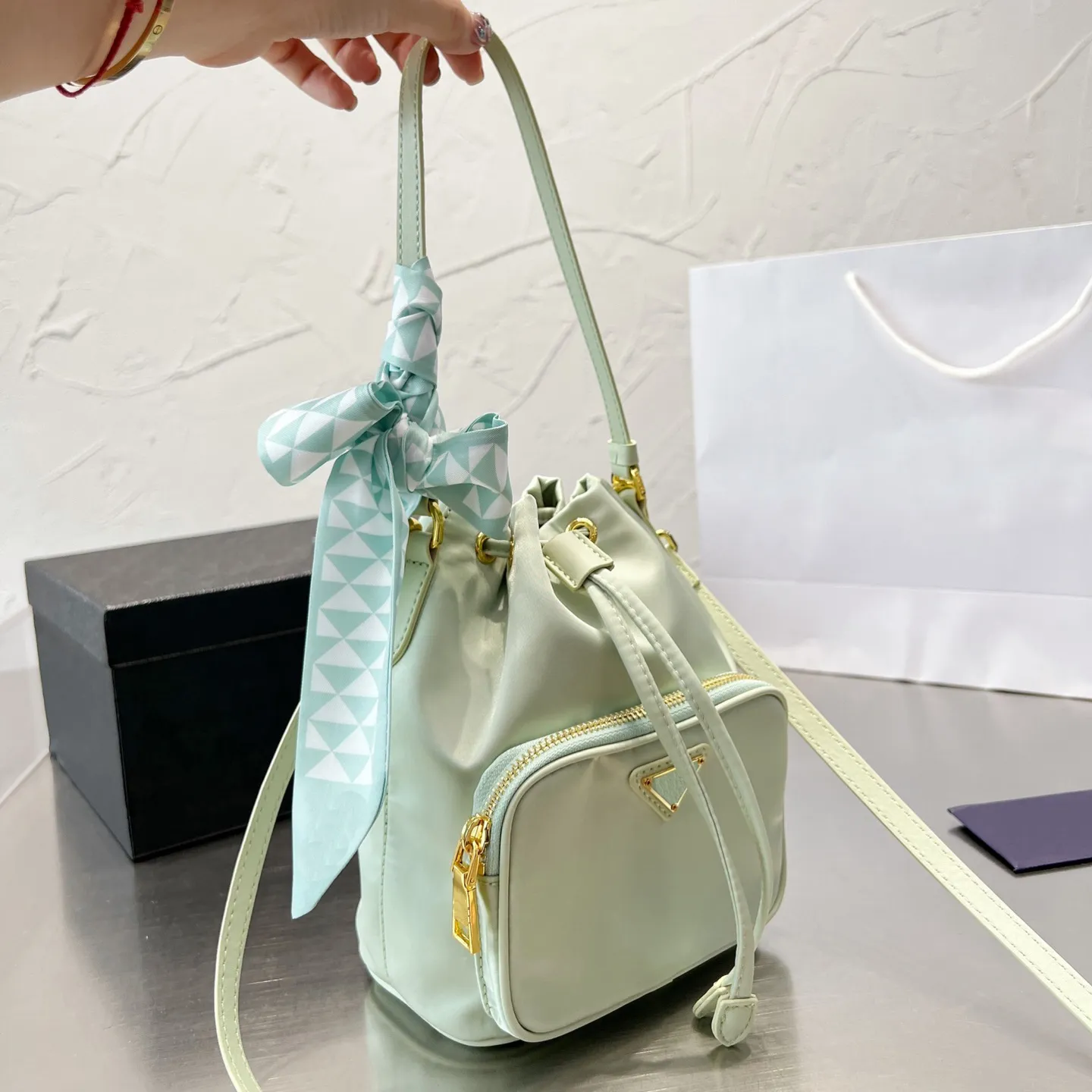 Designer Bags Genuine Leather Handbags Original Lady handbags Luxuries Totes High-quality Soft Classic Crossbags Fashion Barrel-bag Mini