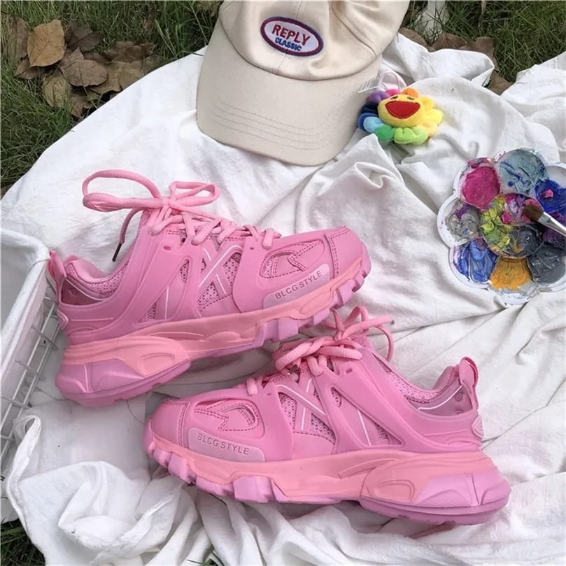 Pink chunky nike shoes sales