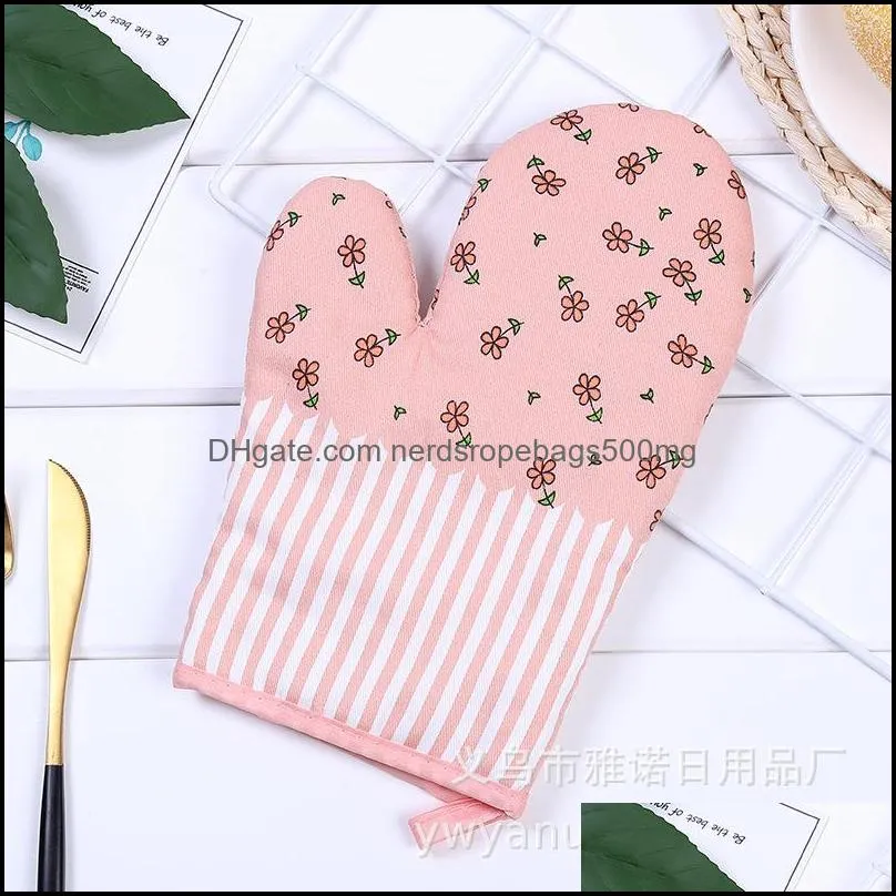 1pc 30*17cm Ovens Mitts Cotton Gloves Striped Floral Anti-scalding Baking Microwave Oven Glove Insulation BBQ Bakeware Kitchen Too 33