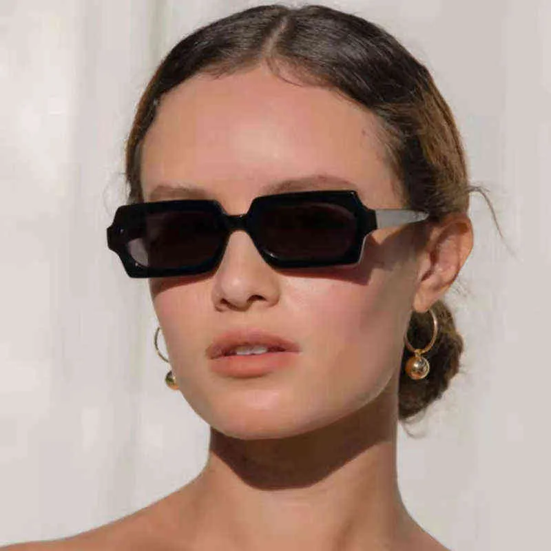 العلامة التجارية Retro Black Square Square Woman Small Frame Designer Sun Glasses Female Candy Colors Polygon de Sol 220728