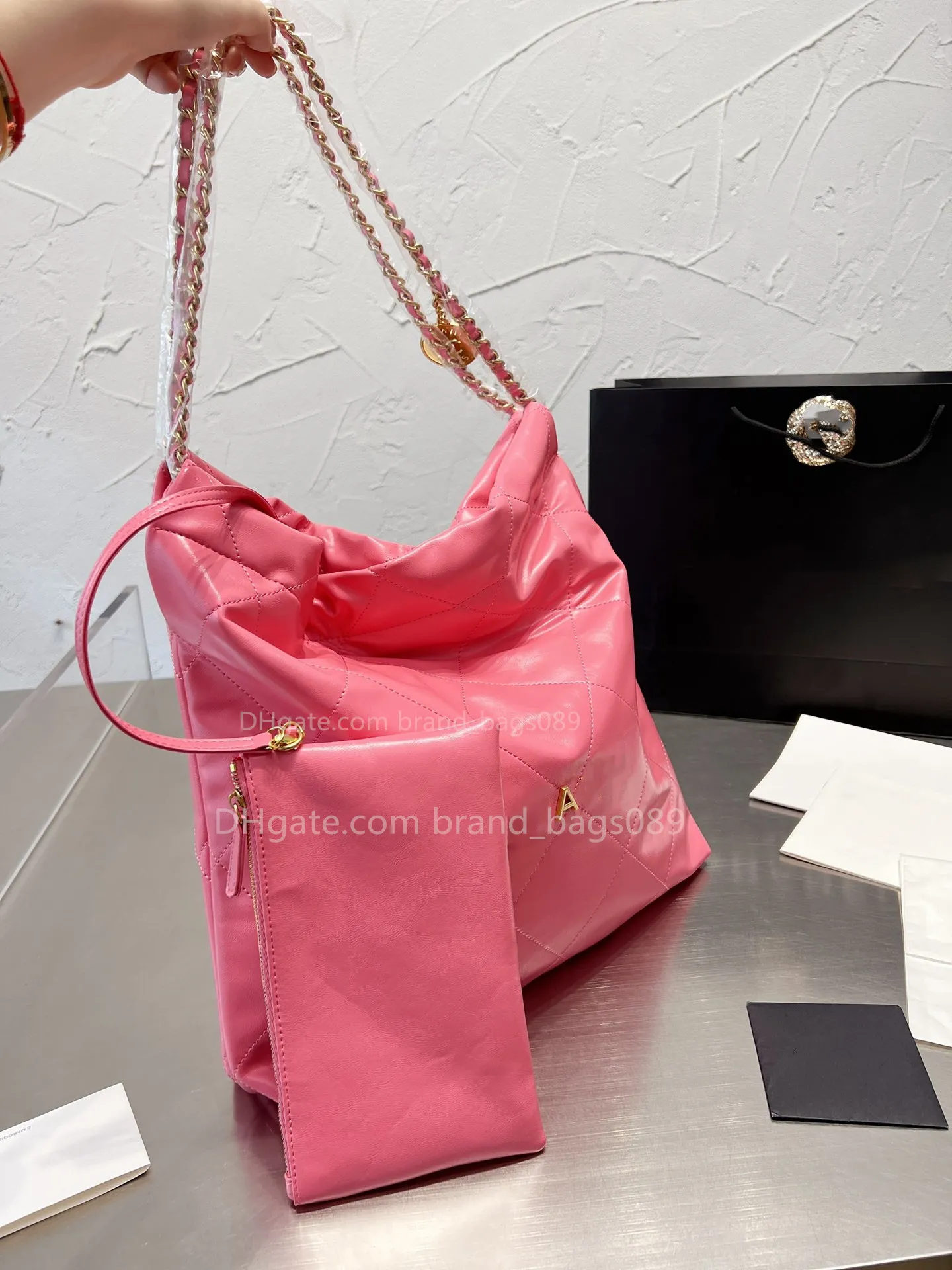 22S Fashion Womens Torby torebki na zakupy torebka torebka Wysoka jakość najnowsza duża zdolność torby plażowe luksusowy projektant tradycyjny łańcuch crossbody Tote