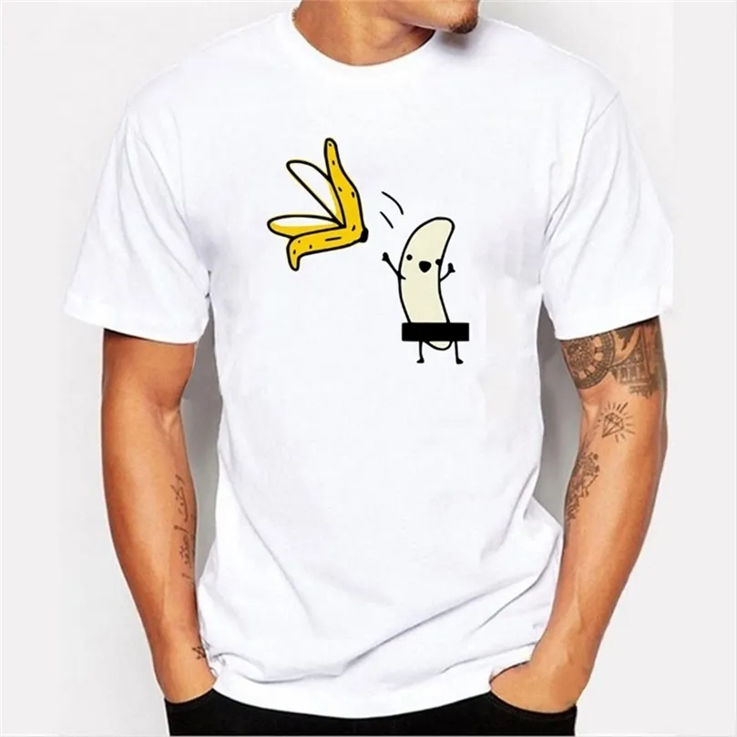 Men s Banana Disrobe Funny Design Print T shirt Summer Humor Joke Hipster T Shirt White Casual T Shirts Outfits Streetwear 220618gx