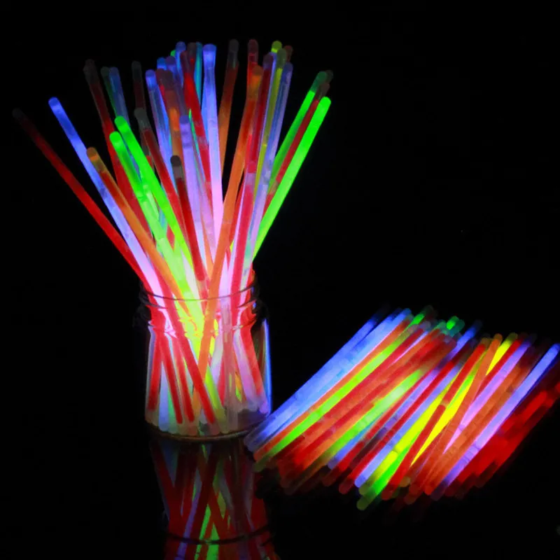 50100PC Mix Farbe Glow Stick Sicheres Licht Halskette Armbänder Fluoreszierend für Event Festliche Party Liefert Konzert Decor Y201006